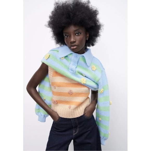 Wide-Leg Dark Blue Jeans - Picture 14 of 14